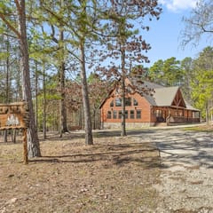 As Seen on TV! Safari Views + Hot Tub + Firepit