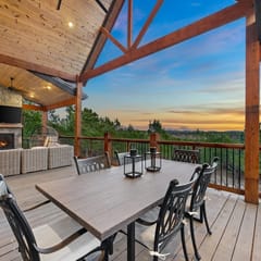 New! Cave Table Road! Fun Views! Hot Tub! Firepit!
