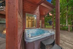 Cabin Retreat with Spa, Fire Pit & Games - Sleeps 4 - Image 3