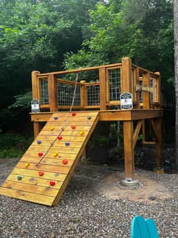 New! Hang Loose! Hot Tub, Firepit, Arcade, Playset - Image 5