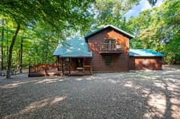 New! Play in Lukfata Creek! Hot Tub! Fire pit! - Image 2