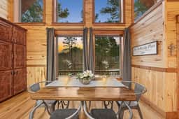 NEW! Prime Cabin Chateau, Hot Tub-Firepit-Sleeps 6 - Image 5