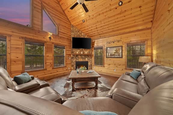 NEW! Prime Cabin, Hot Tub-Firepit-Safari, Sleeps 8 - Image 2