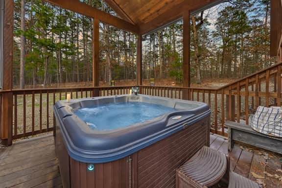 NEW! Prime Cabin, Hot Tub-Firepit-Safari, Sleeps 8 - Image 4
