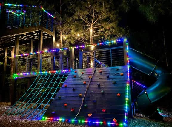 Entertainment Cabin Retreat, Spa Games & Play Zone - Image 2