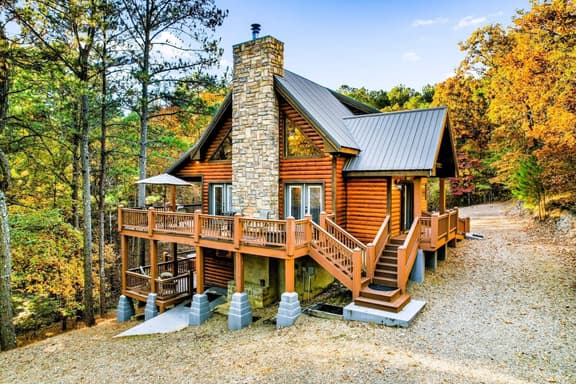 New! Creekside Cabin w/ Spa + Views, Sleeps 12! - Image 1