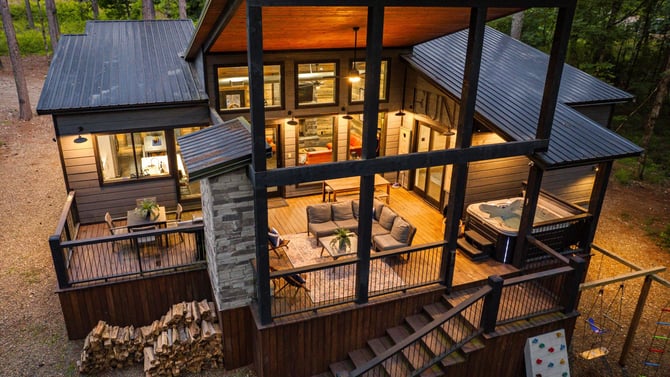 Broken Bow Cabin Rentals vs. Hotels: Which Is Better for Your Hochatown Getaway in 2026?
